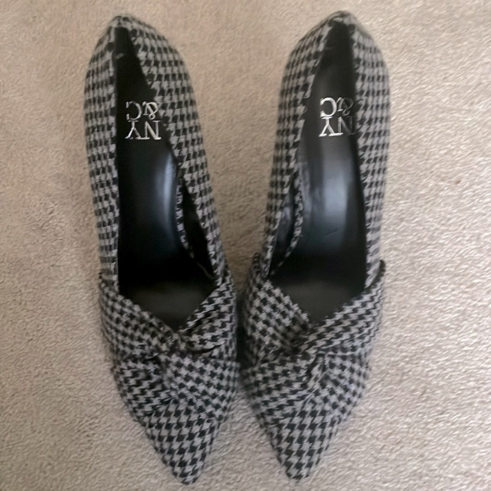 NY and Company shoes
